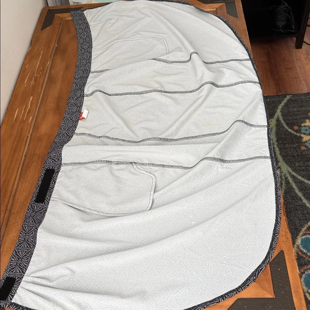 Ripskirt Chic Geometric Black and White Skirt Size Small